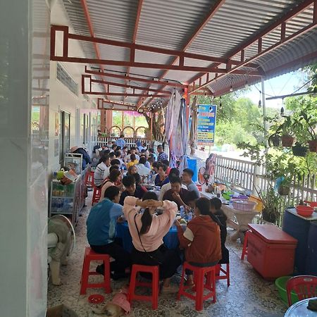 Nhà Nghỉ NgọC PhuọNg Hon Son Hotel Lai Son Exterior photo